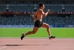 苏炳添跑步视频,揭秘百米飞人跑步瞬间